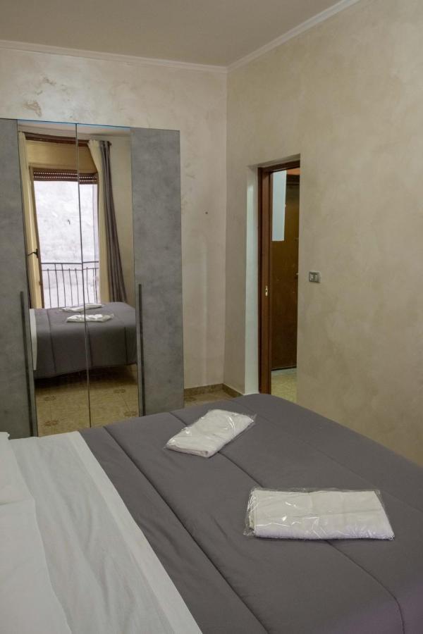 Casa Vacanza Russo Enzo Naples Extérieur photo